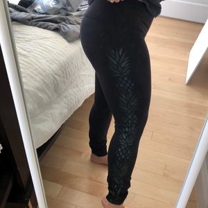lululemon pineapple leggings